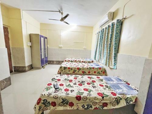 Dhiyaar Female Hostel Kharadi