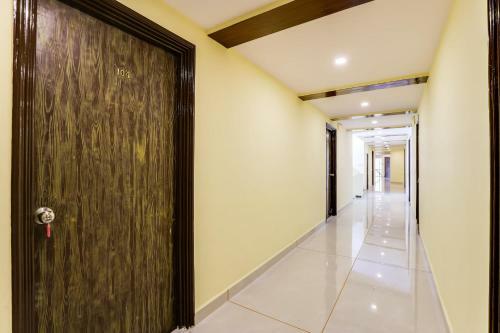 Oyo 62484 Hotel Natraj
