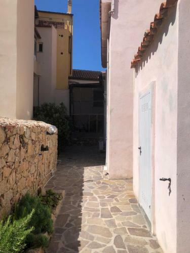 Casa Centro Con Giardino La Maddalena