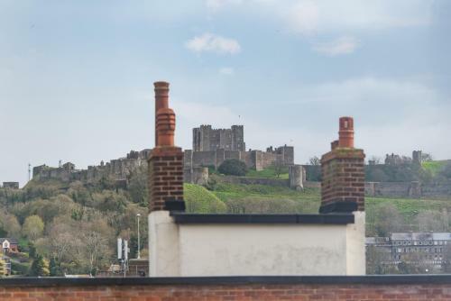 Charming Cottage With Views Of Dover Castle - Castle View