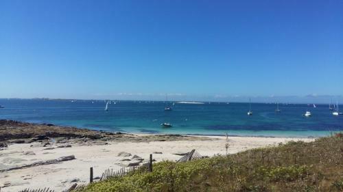 Pointe Du Cabellou-plages � Pied (100m)
