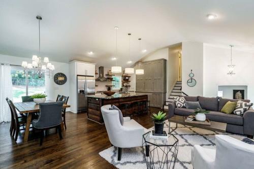 Sexy Midtown Stayspace & Contemporary Conveniences