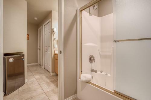 Hotel River Ridge 414b