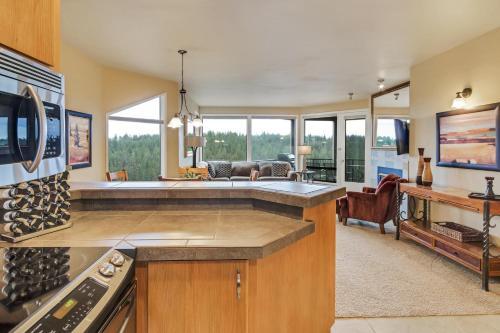River Ridge 324ab