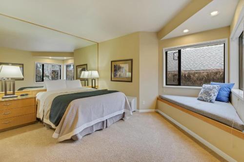 River Ridge 324ab