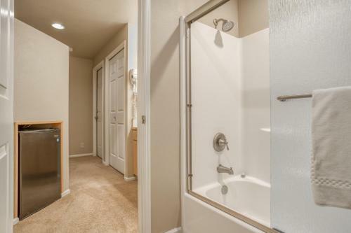 River Ridge 432ab