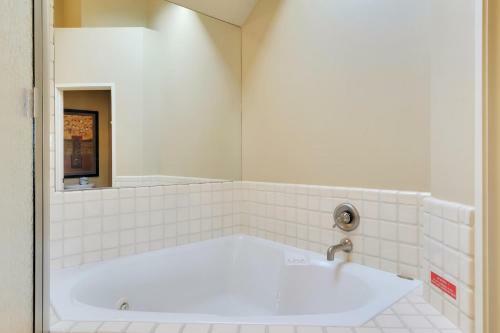 River Ridge 423a