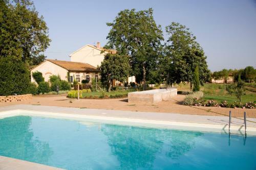 Agroturismo La Pulledraia Del Podere Montegrappa