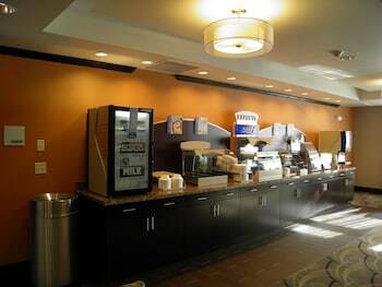 Hotel Holiday Inn Express & Suites Overland Park