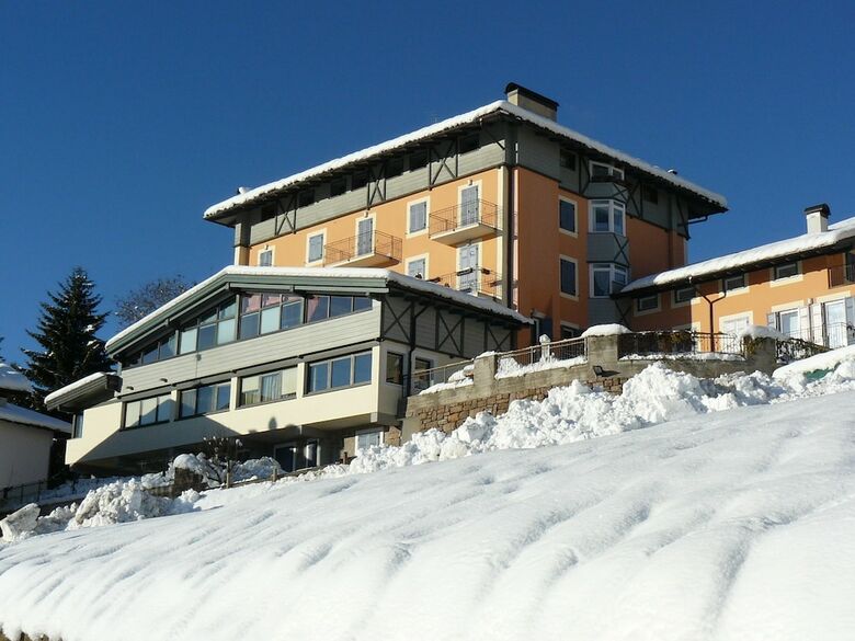 Apartamento Residenza Bagni & Miramonti