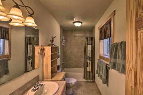 Lazy Moose Cabin With Wraparound Deck And Privacy!