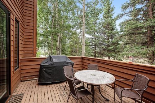 Tennis Townhome 1323