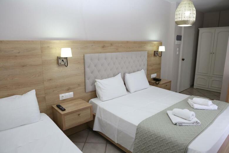 Caretta - Caretta Hotel