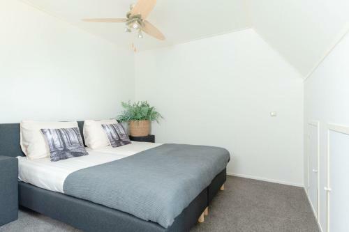 Hotel Luxury Group Accommodation For 14 People