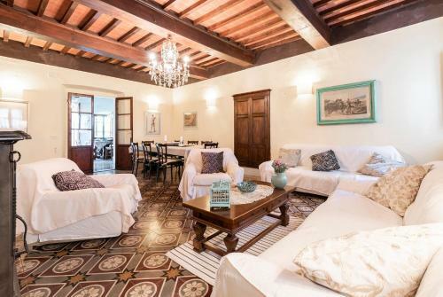 Casa Antico Roseto With Swimming Pool