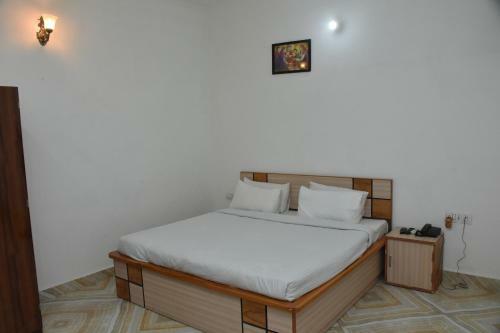 Hotel Rama's Resort