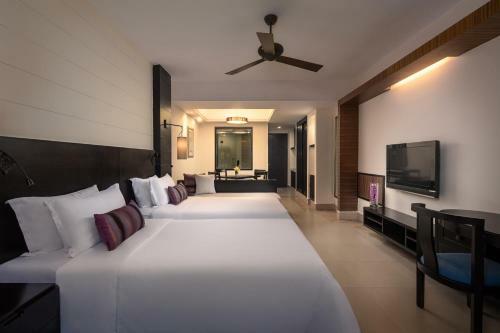 Hotel Ramada Plaza By Wyndham Sanya Bay