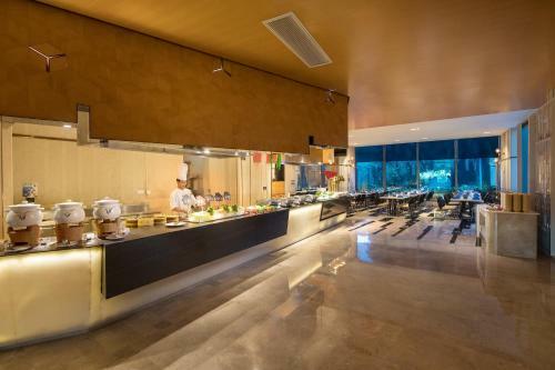 Hotel Ramada Plaza By Wyndham Sanya Bay