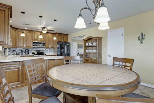 Fountain Hiils 4 Bdrm Wbreathtaking Views & Pool