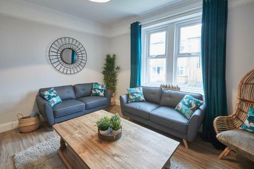 Host & Stay - King's Cottage