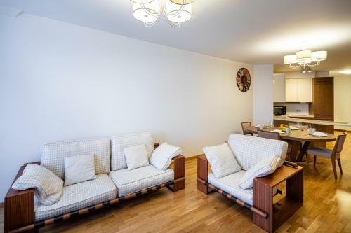 Old Riga Two Bedroom Apartment At Galleria