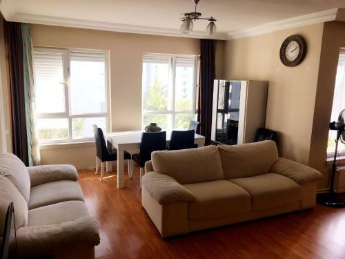 Antalya Luxury Apartment In Lara