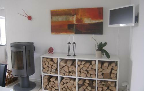 Four-bedroom Holiday Home In Beddingestrand