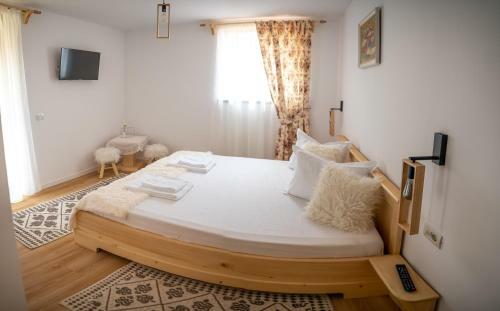 Hostal Poiana Brazilor