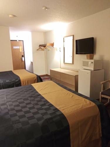 Hotel Americas Best Value Inn Champaign