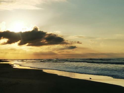 Hermosa Casa De Playa En Bejuco