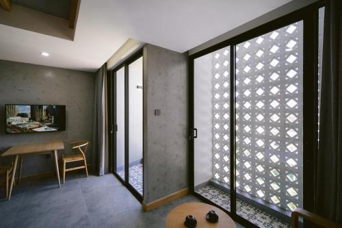 Apartamento Shi House
