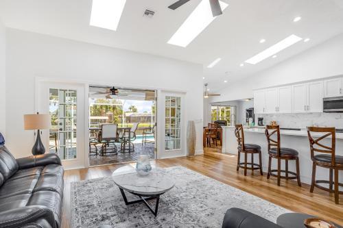 Four Mile Cove Paradise