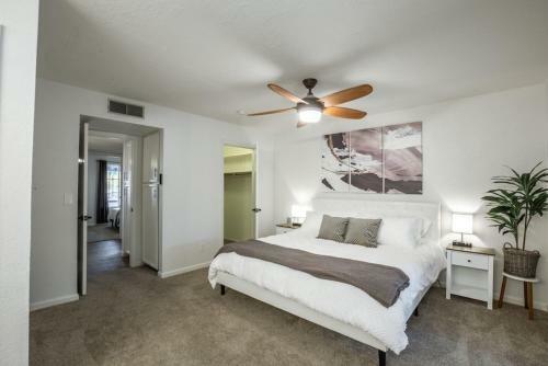 Stylish Resort-style Must See Home With Pool