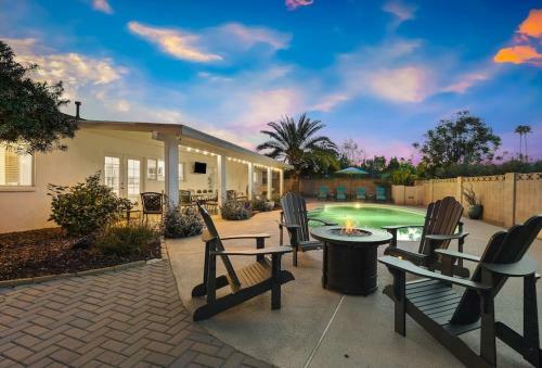 Relaxing Getaway Home Wserene Yard And Pool