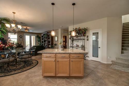 Beautiful Vacation Getaway Wgame Room & Views