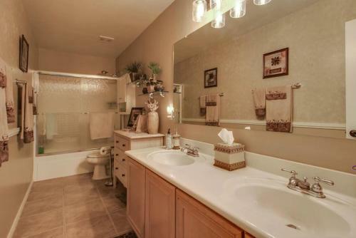 Beautiful Vacation Getaway Wgame Room & Views