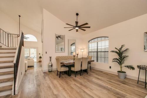 Newly Renovated 4 Bedroom Retreat Wpool