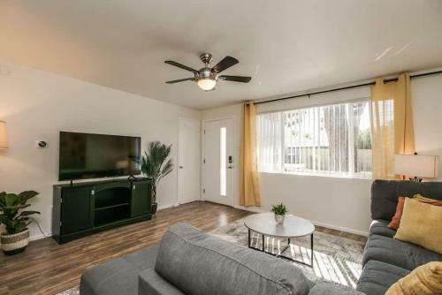Cozy Arcadia Hideaway Wcharm & Style