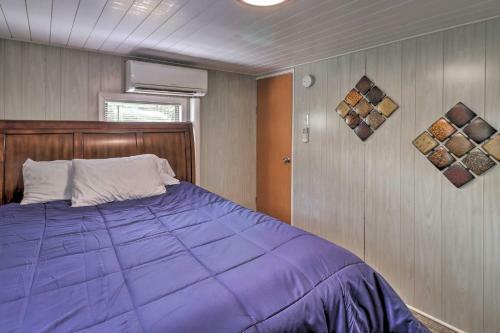Cute And Cozy Greers Ferry Lake Abode With Deck!