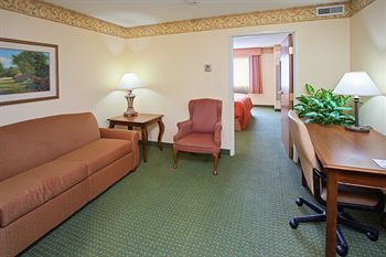 Hotel Country Inn And Suites Mishawaka