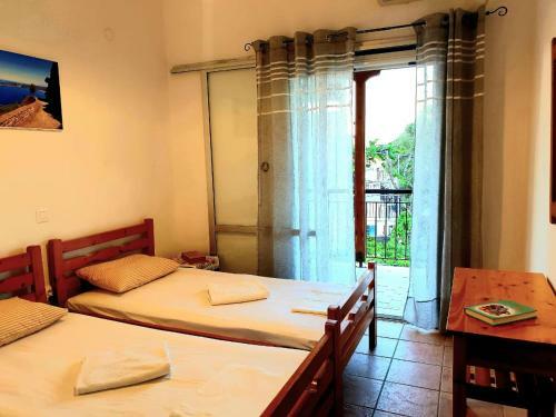 Apartamento Benitses By The Sea
