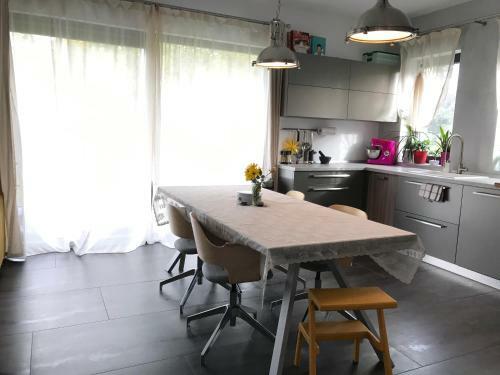 Andreea?s Cozy House For 5
