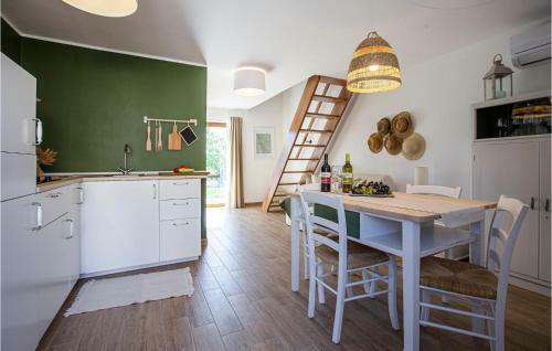 Awesome Home In Gracisce With 1 Bedrooms