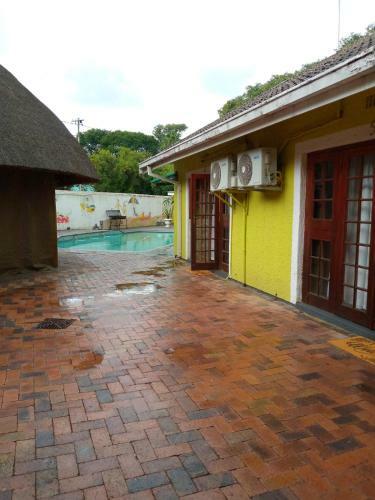 Hostal Lewatle Guest Lodge