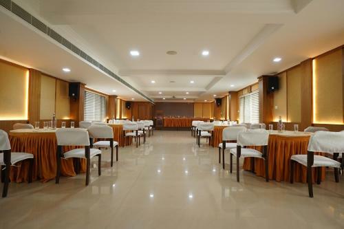 Hotel Tgr Suites