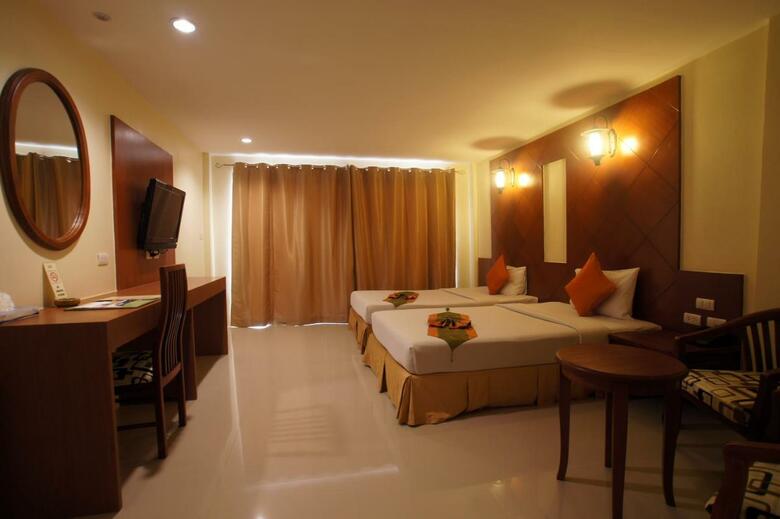Hotel Khaolak Sunset Resort