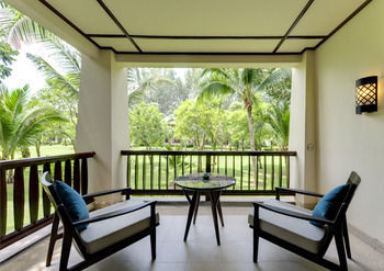 Hotel Layana Resort & Spa