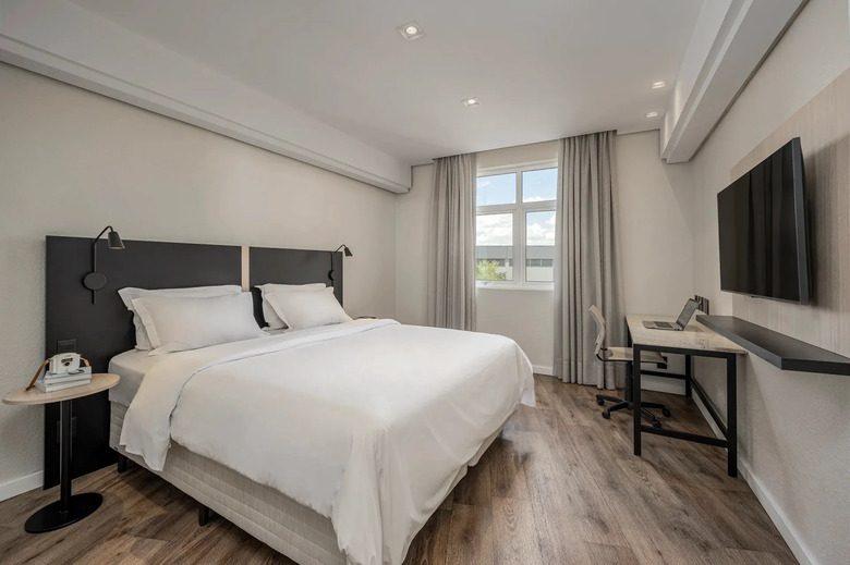 Hotel Intercity Express Porto Alegre