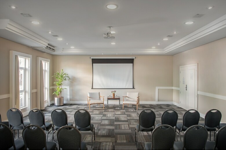 Hotel Intercity Express Porto Alegre