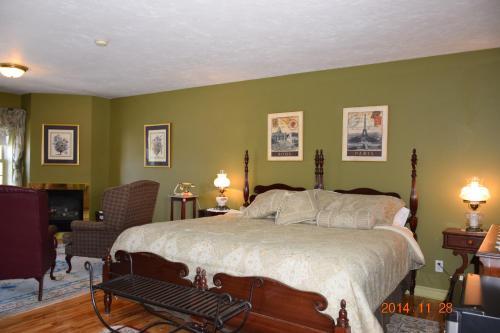 Hotel Auberge Wild Rose Inn